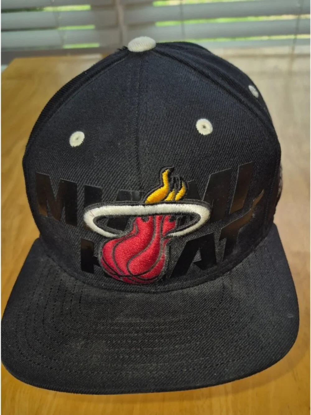 Adidas Miami Heat NBA Official Draft Day Snapback Cap - Basketball